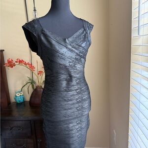 Black Textured Bodycon Cocktail Dress Bodycon Mini Dress – Size Medium